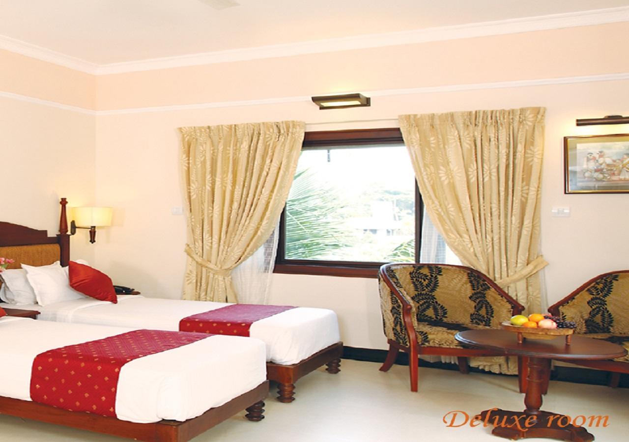 Hotel Grand Thekkady Kumily Zewnętrze zdjęcie